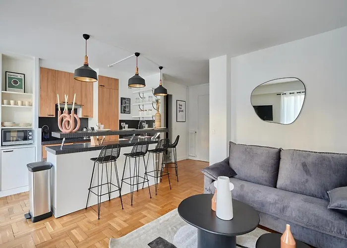 Apartamento In The 16th Area Residential District *